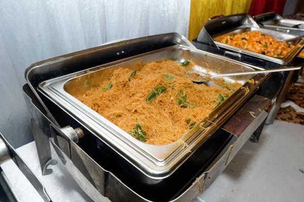 How a Food Warmer Display Keeps Meals Ready for Service