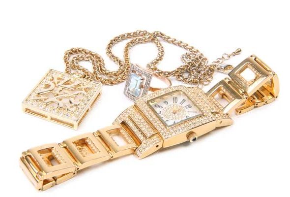 Searching for Permanent Jewelry Near Me Find Your Perfect Style