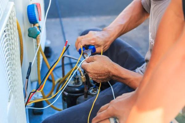 Common AC Problems Solved by air conditioning repair peoria